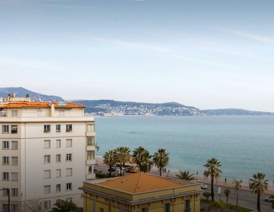 Stunning 2 Bed Flat Nice Front Of The Beach Seaview Appartement Buitenkant foto